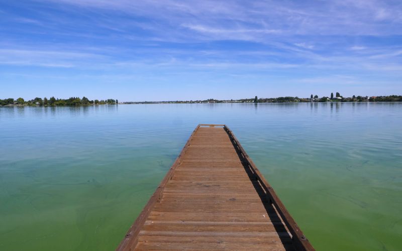 a pier Moses Lake Washington